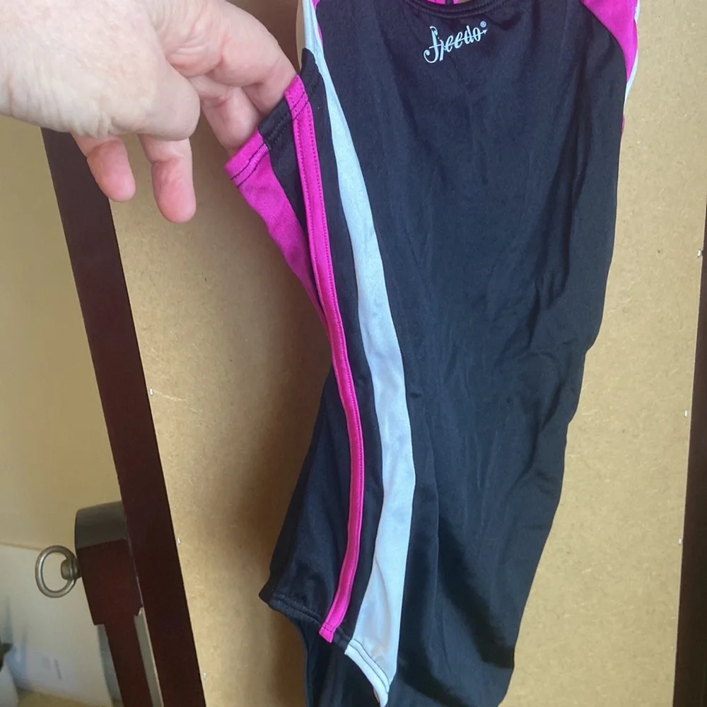 Speedo Girls Swimsuits 14